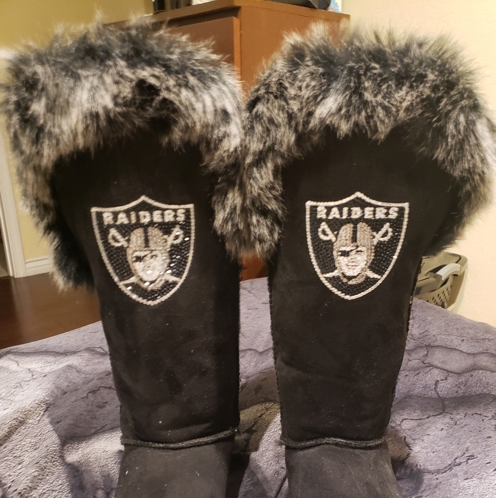 Raiders boots